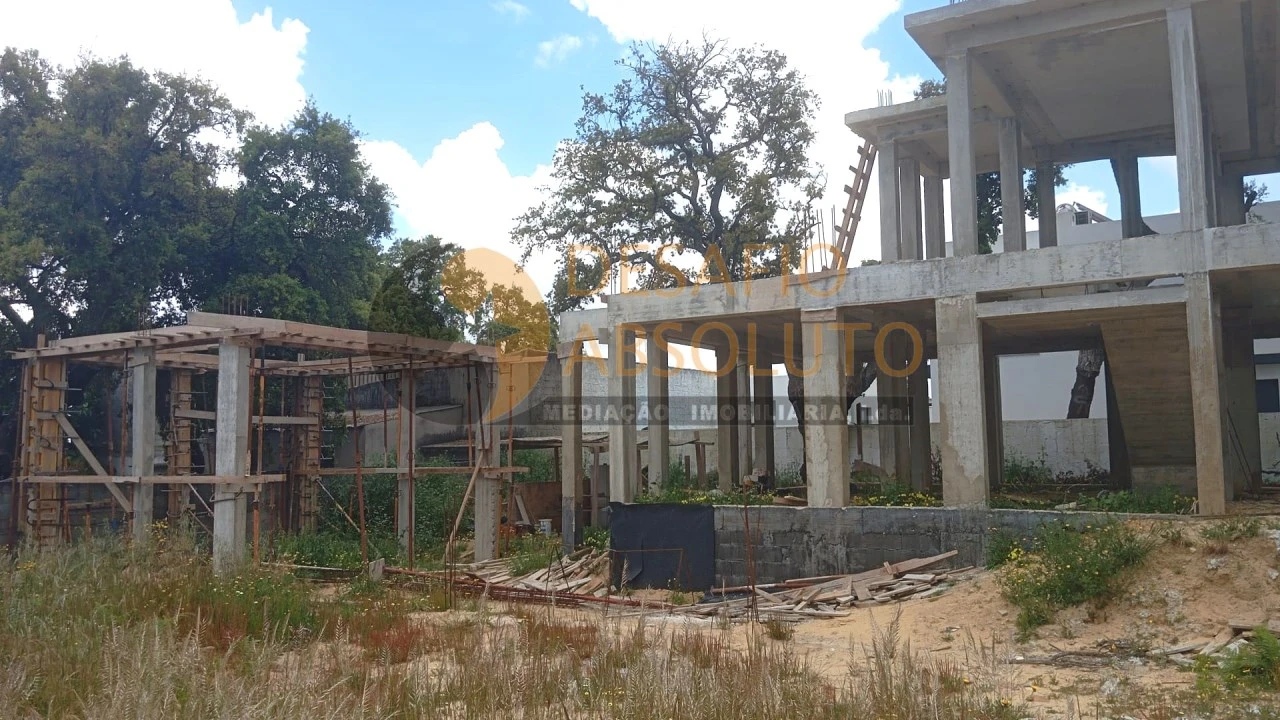 Moradia T4 para Venda em Azeitão (São Lourenço e São Simão) Foto 4