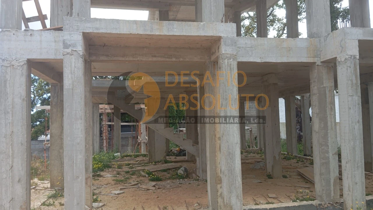 Moradia T4 para Venda em Azeitão (São Lourenço e São Simão) Foto 6