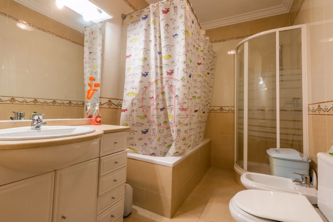 Moradia T3 para Venda em Almargem do Bispo, Pêro Pinheiro e Montelavar Foto 48