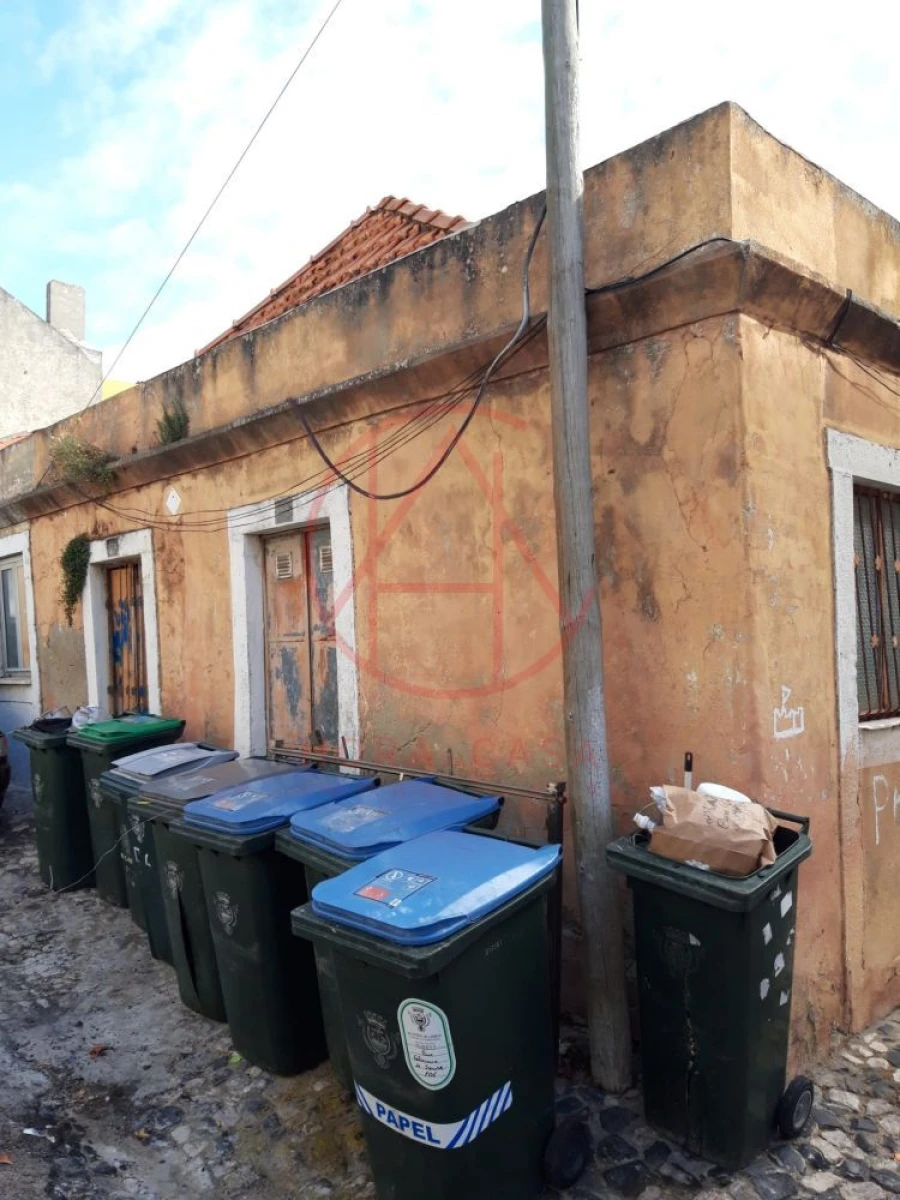 Moradia T1 para Venda em Alcantara Foto 17