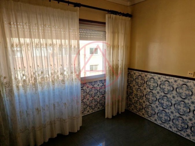 Apartamento T3 para Venda em Pontinha e Famões Foto 24