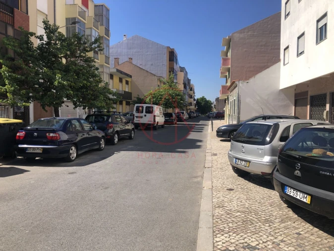Terreno para Venda em Alto do Seixalinho, Santo André e Verderena Foto 3