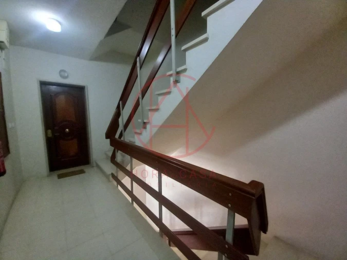 Apartamento T2 para Venda em Castanheira do Ribatejo e Cachoeiras Foto 2