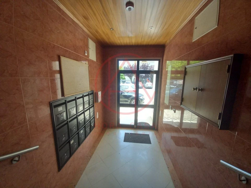 Apartamento T2 para Venda em Castanheira do Ribatejo e Cachoeiras Foto 7