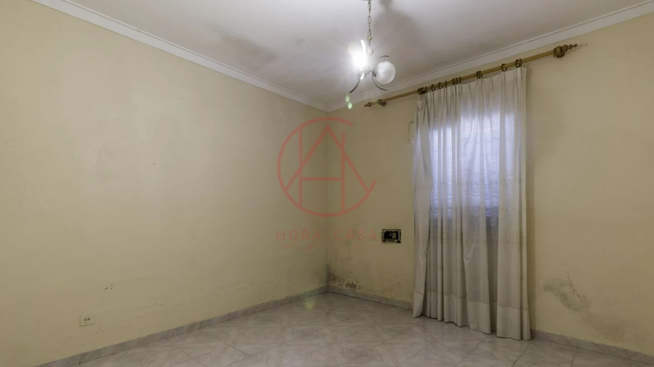 Moradia T4 para Venda em Santo Antonio da Charneca Foto 14