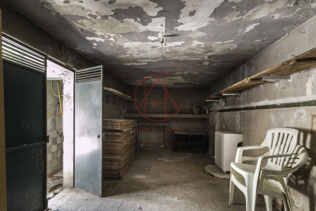 Moradia T4 para Venda em Santo Antonio da Charneca Foto 33