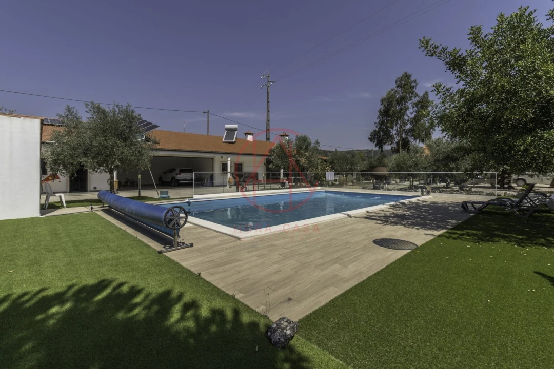 Quinta T4 para Venda em Chancelaria Foto 17