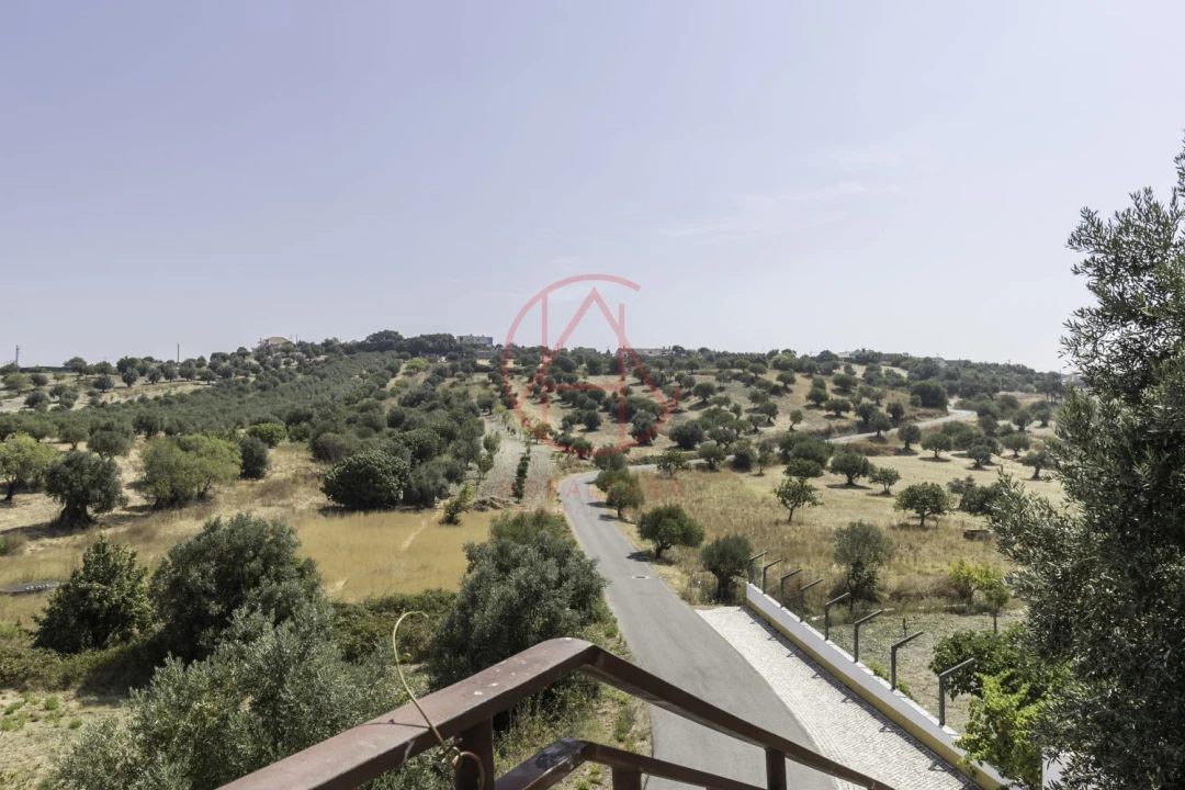 Quinta T4 para Venda em Chancelaria Foto 2