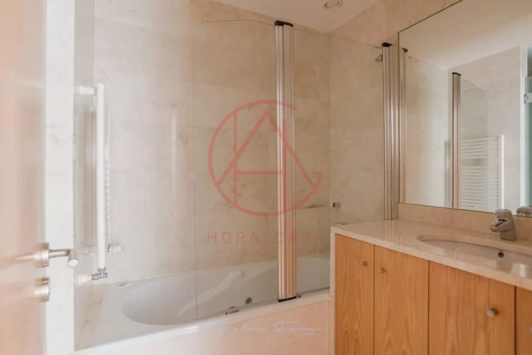 Apartamento T2 para Venda em Parque das Nações Foto 8