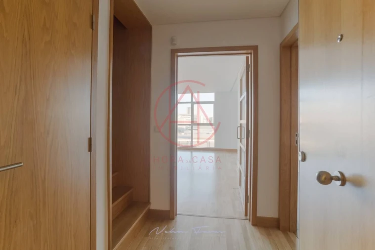 Apartamento T2 para Venda em Parque das Nações Foto 5