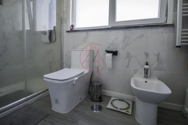 Moradia T4 para Venda em Fernao Ferro Foto 18