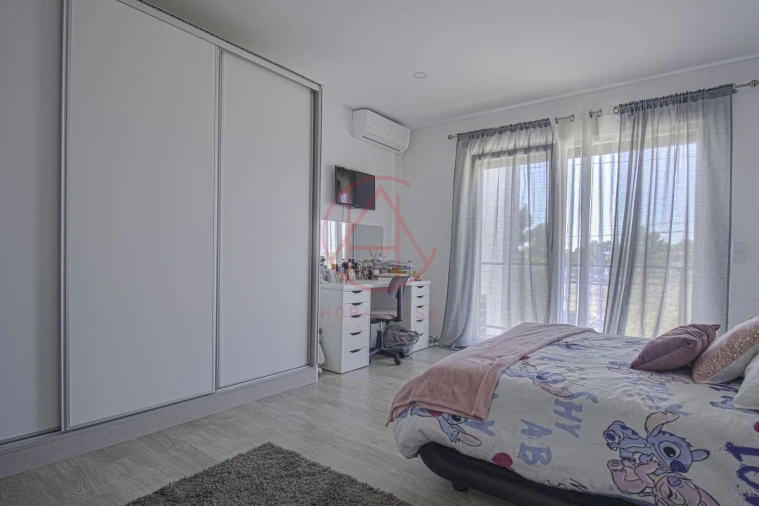 Moradia T4 para Venda em Fernao Ferro Foto 22