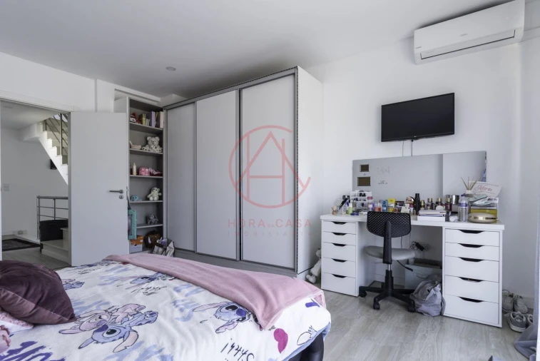 Moradia T4 para Venda em Fernao Ferro Foto 21