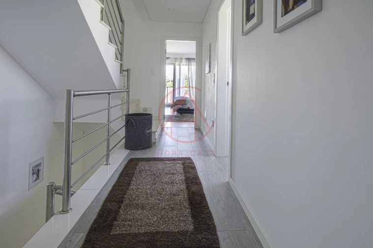 Moradia T4 para Venda em Fernao Ferro Foto 12