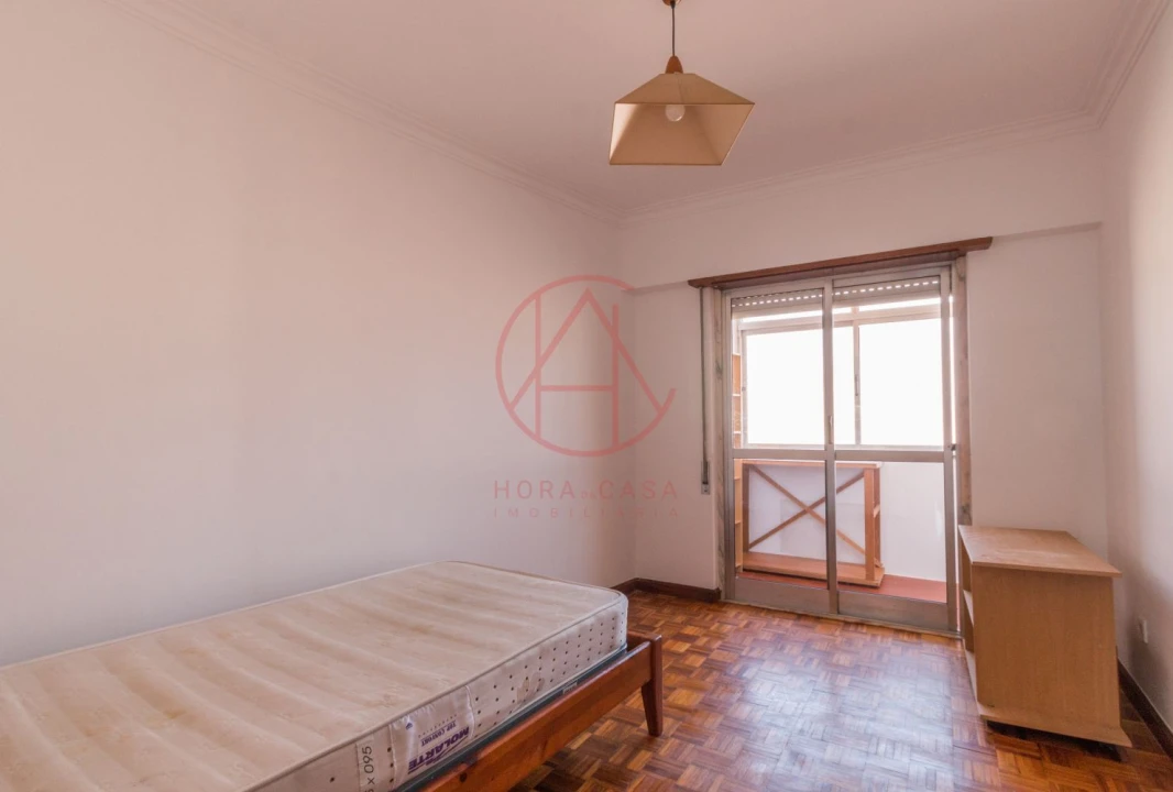 Apartamento T4 para Venda em Algés, Linda-A-Velha e Cruz Quebrada-Dafundo Foto 11