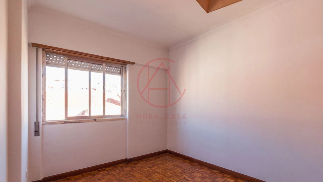 Apartamento T4 para Venda em Algés, Linda-A-Velha e Cruz Quebrada-Dafundo Foto 32