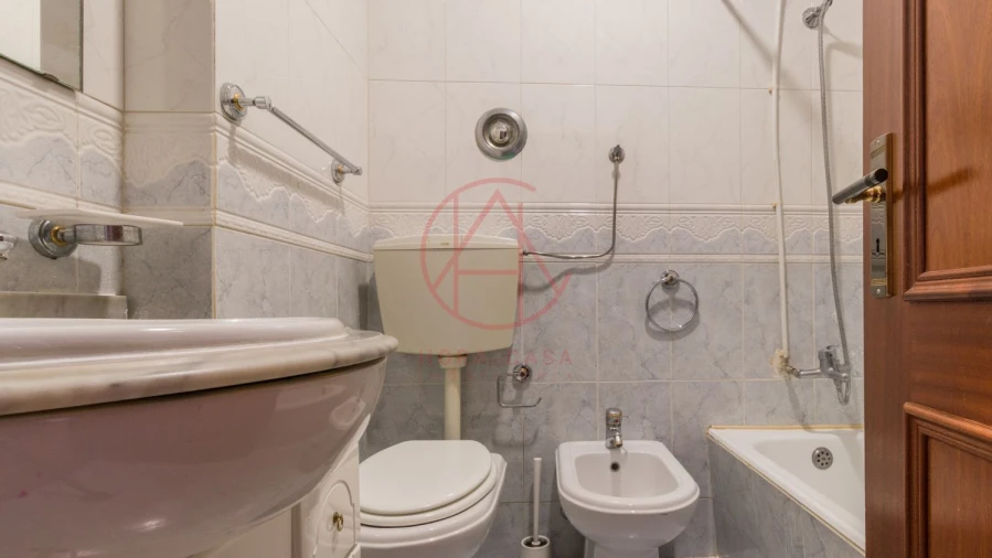 Apartamento T4 para Venda em Algés, Linda-A-Velha e Cruz Quebrada-Dafundo Foto 24