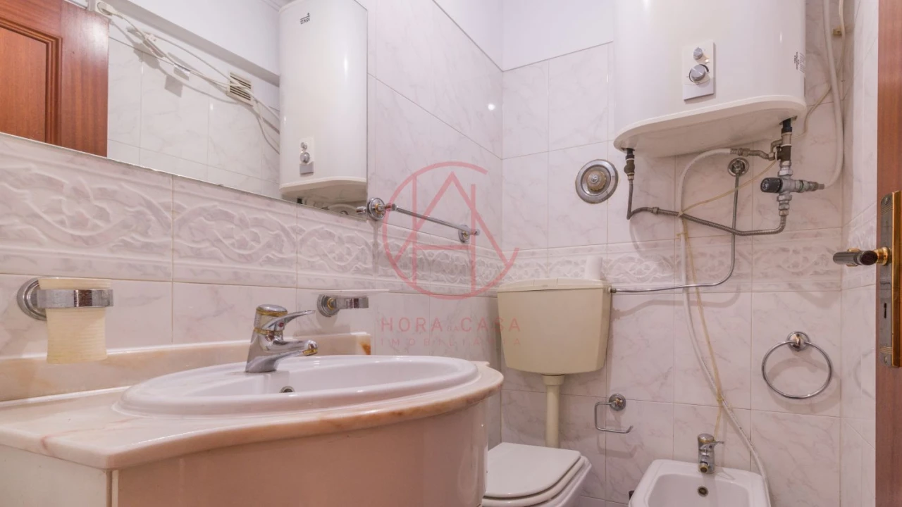Apartamento T4 para Venda em Algés, Linda-A-Velha e Cruz Quebrada-Dafundo Foto 26