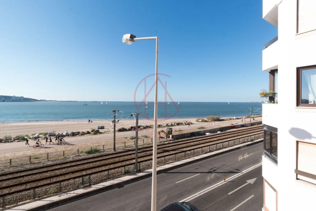 Apartamento T4 para Venda em Algés, Linda-A-Velha e Cruz Quebrada-Dafundo Foto 7