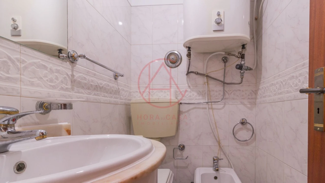 Apartamento T4 para Venda em Algés, Linda-A-Velha e Cruz Quebrada-Dafundo Foto 23