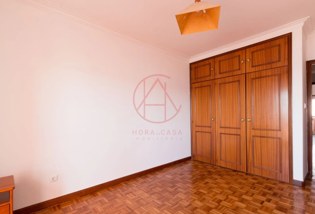 Apartamento T4 para Venda em Algés, Linda-A-Velha e Cruz Quebrada-Dafundo Foto 29