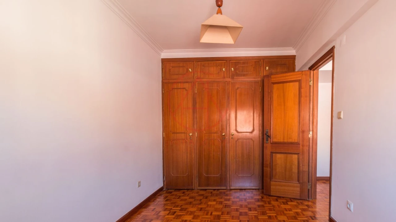 Apartamento T4 para Venda em Algés, Linda-A-Velha e Cruz Quebrada-Dafundo Foto 41