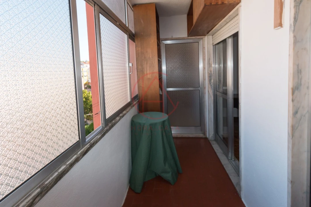 Apartamento T4 para Venda em Algés, Linda-A-Velha e Cruz Quebrada-Dafundo Foto 27