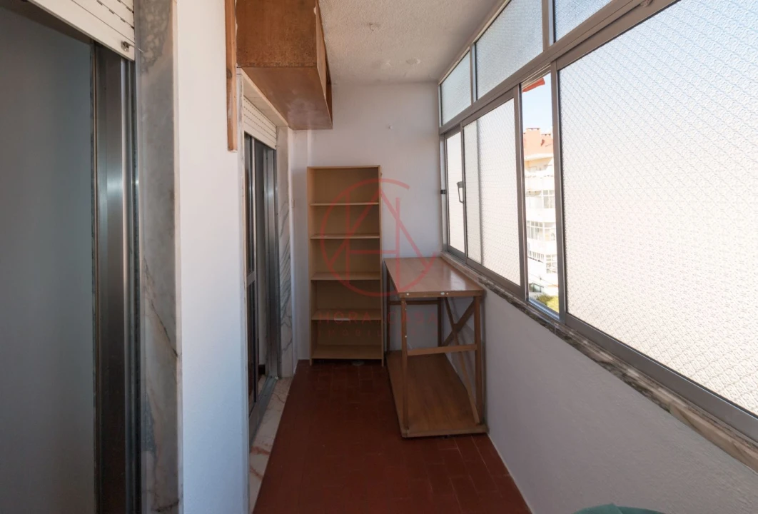 Apartamento T4 para Venda em Algés, Linda-A-Velha e Cruz Quebrada-Dafundo Foto 28