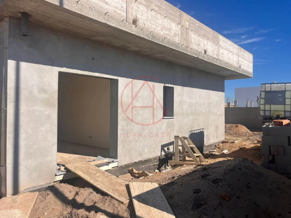 Moradia T4 para Venda em Quinta do Anjo Foto 1