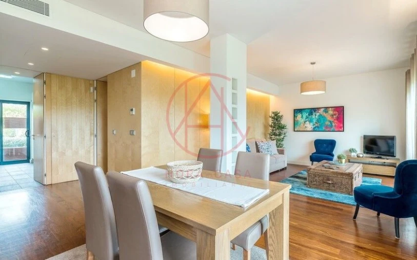 Apartamento T1 para Venda em Quarteira Foto 2