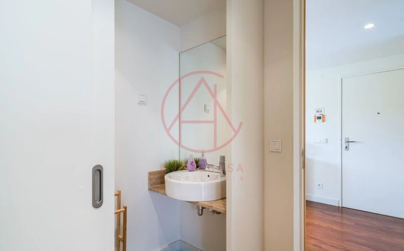 Apartamento T1 para Venda em Quarteira Foto 8