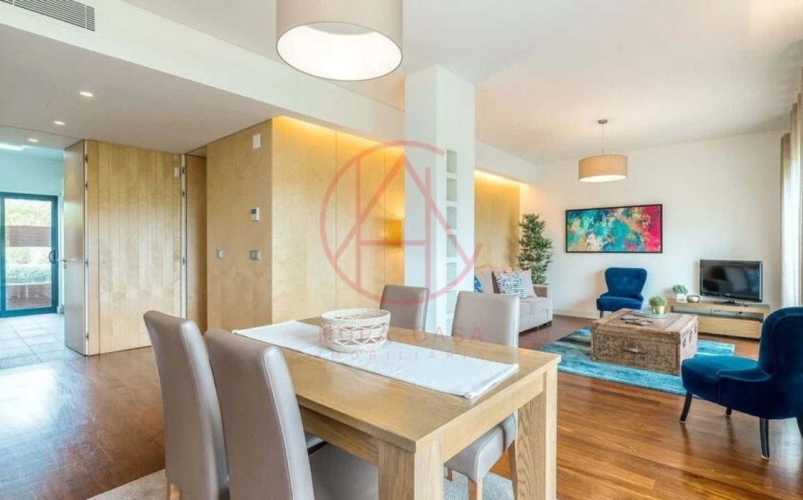 Apartamento T1 para Venda em Quarteira Foto 10