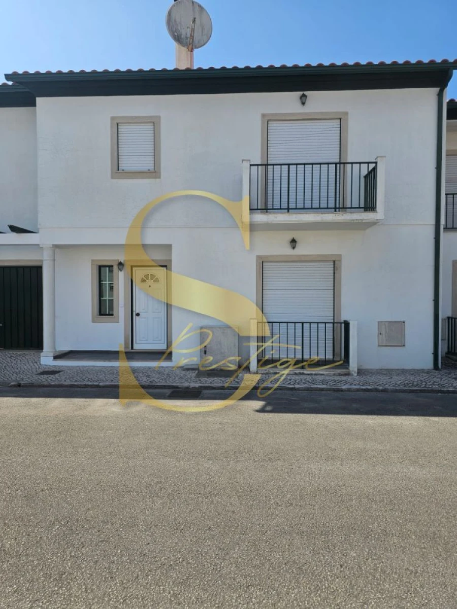 Moradia T3 para Venda em Marinha Grande Foto 2