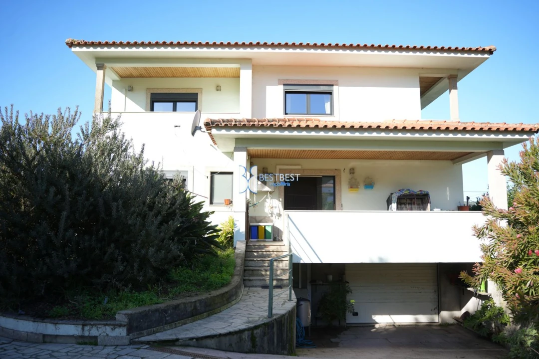 Moradia T4 para Venda em Arnoso (Santa Maria e Santa Eulália) e Sezures Foto 25