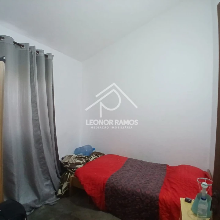 Moradia T5 para Venda em Ladoeiro Foto 3