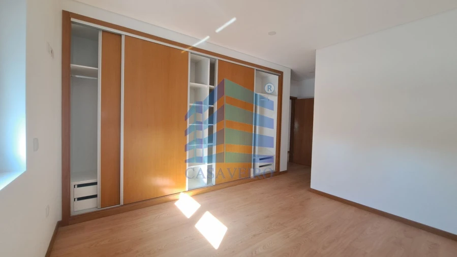 Moradia T3 para Venda em Cacia Foto 9