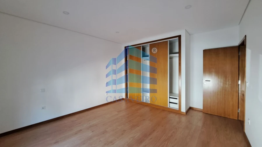 Moradia T3 para Venda em Cacia Foto 11