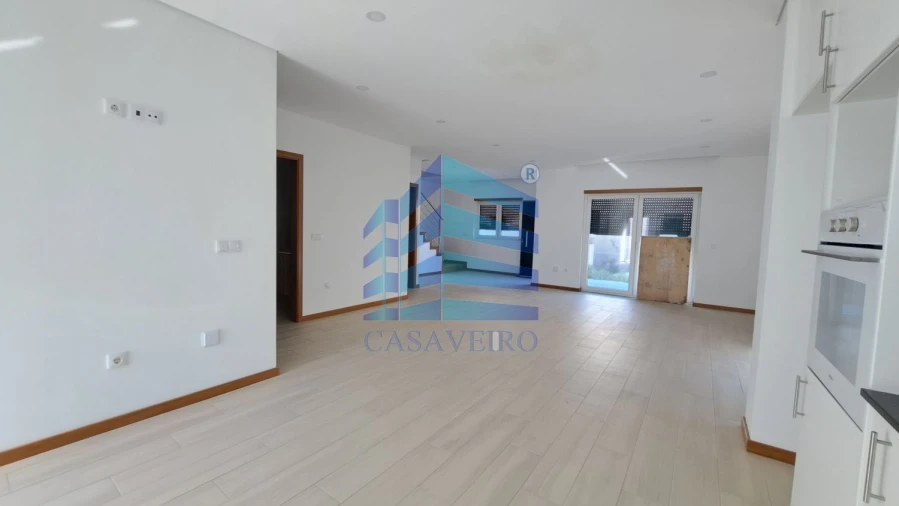 Moradia T3 para Venda em Cacia Foto 5