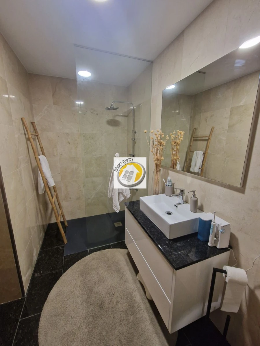 Moradia T4 para Venda em Lobão, Gião, Louredo e Guisande Foto 13