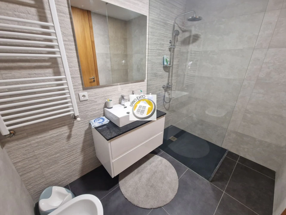 Moradia T4 para Venda em Lobão, Gião, Louredo e Guisande Foto 24