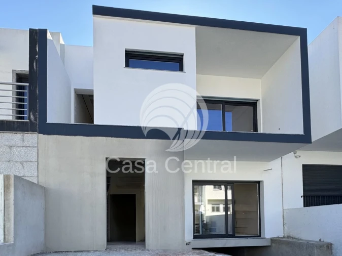 Moradia T3 para Venda em Alcabideche