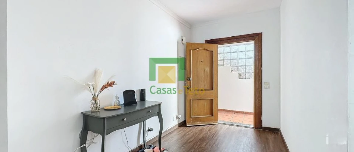 Apartamento T4 para Venda em São Gonçalo Foto 4