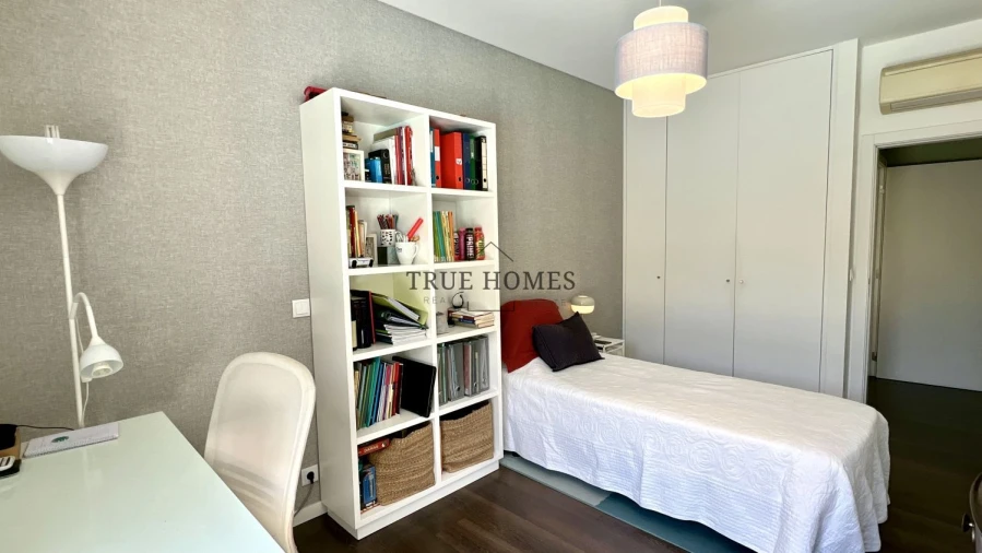 Moradia T4 para Venda em Amora Foto 30