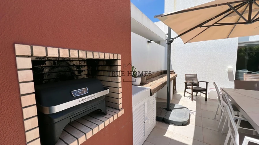 Moradia T4 para Venda em Amora Foto 37