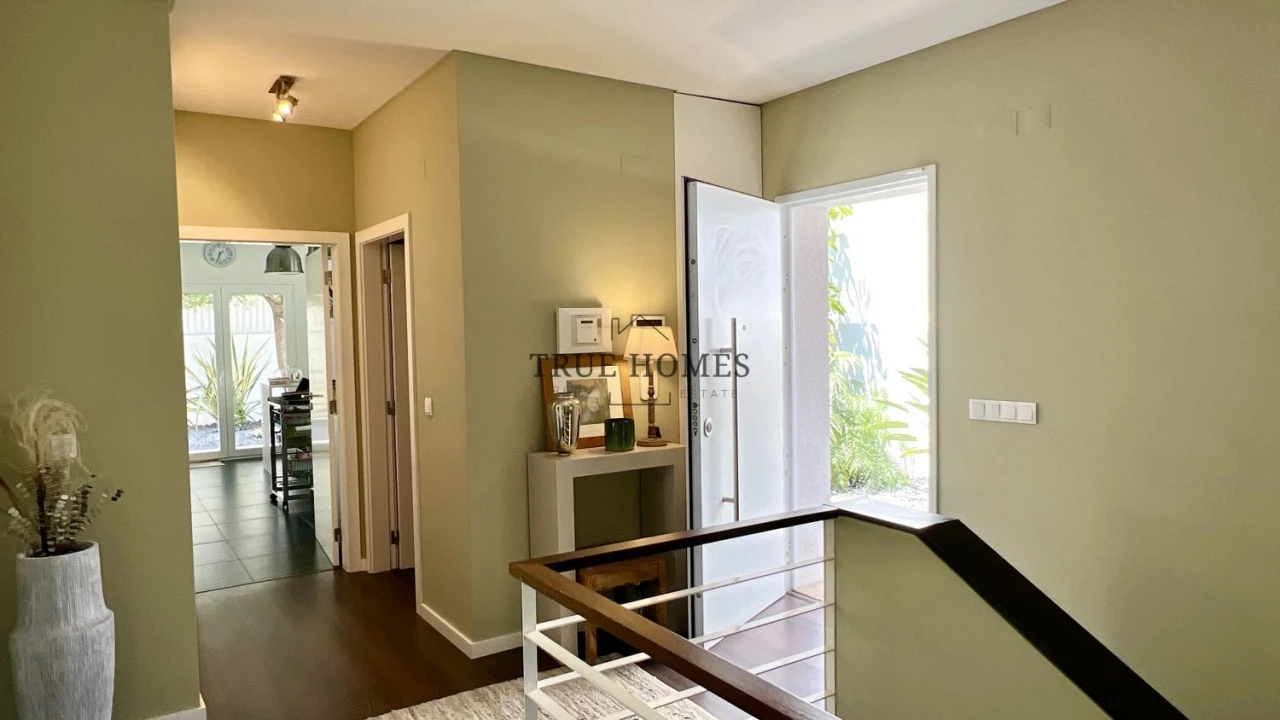 Moradia T4 para Venda em Amora Foto 6