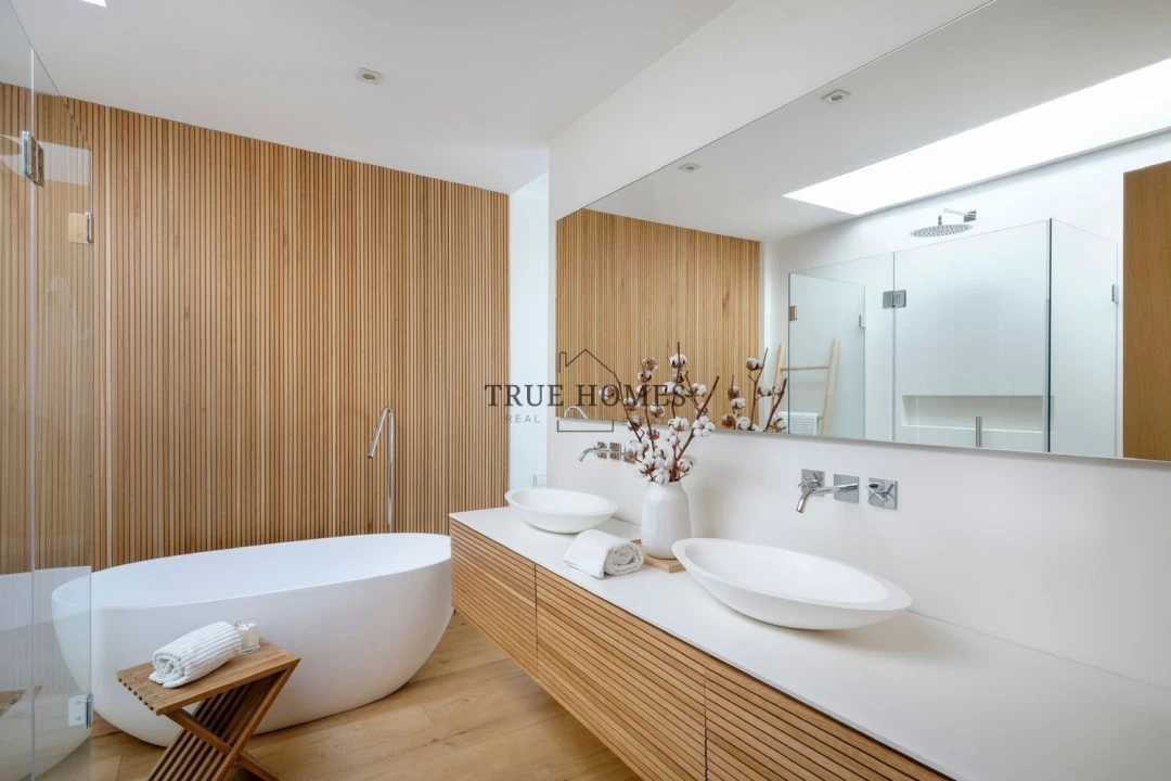 Moradia T5 para Venda em Quinta do Conde Foto 26