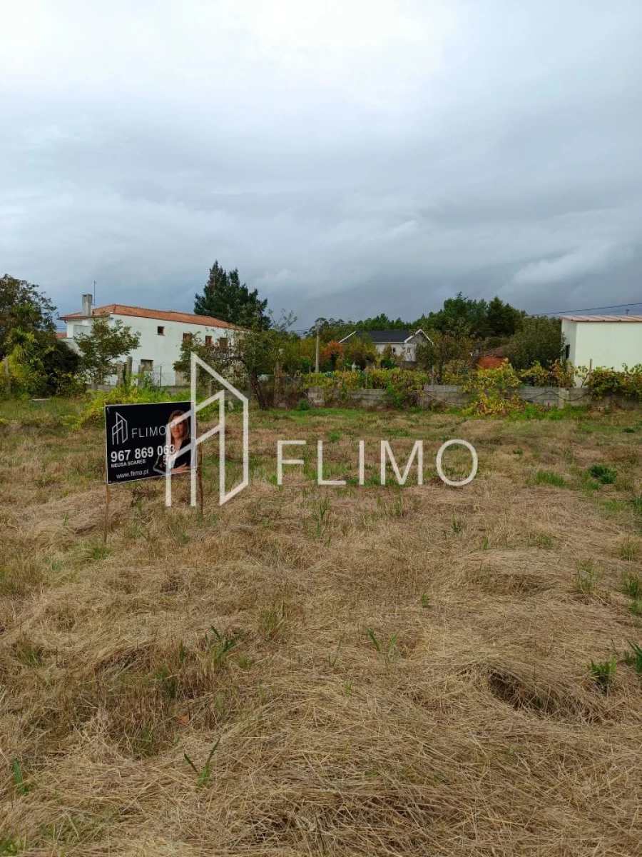 Terreno para Venda em Cambra e Carvalhal de Vermilhas Foto 1
