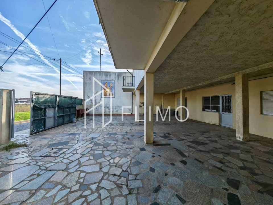 Moradia T4 para Venda em Estela Foto 21