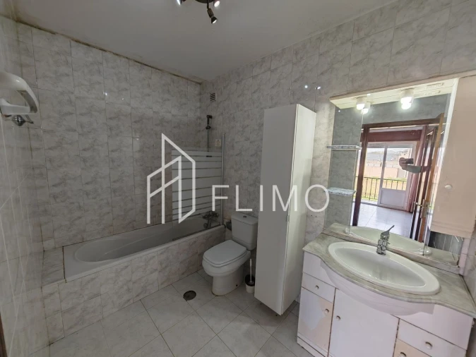 Moradia T4 para Venda em Estela Foto 19