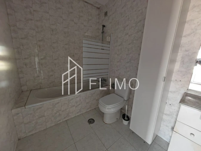 Moradia T4 para Venda em Estela Foto 18